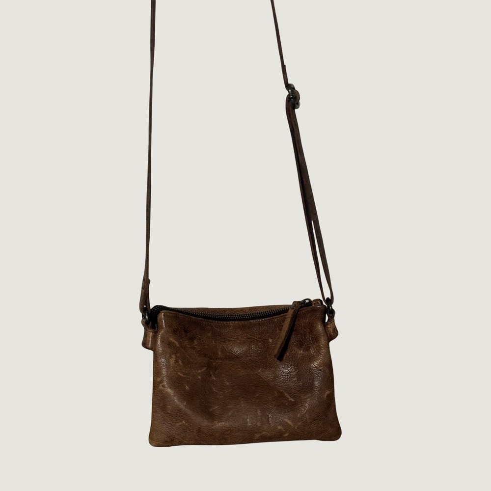 Latico Cleo Crossbody Cognac Leather Bag Studded Flap Details - Picture 3 of 8